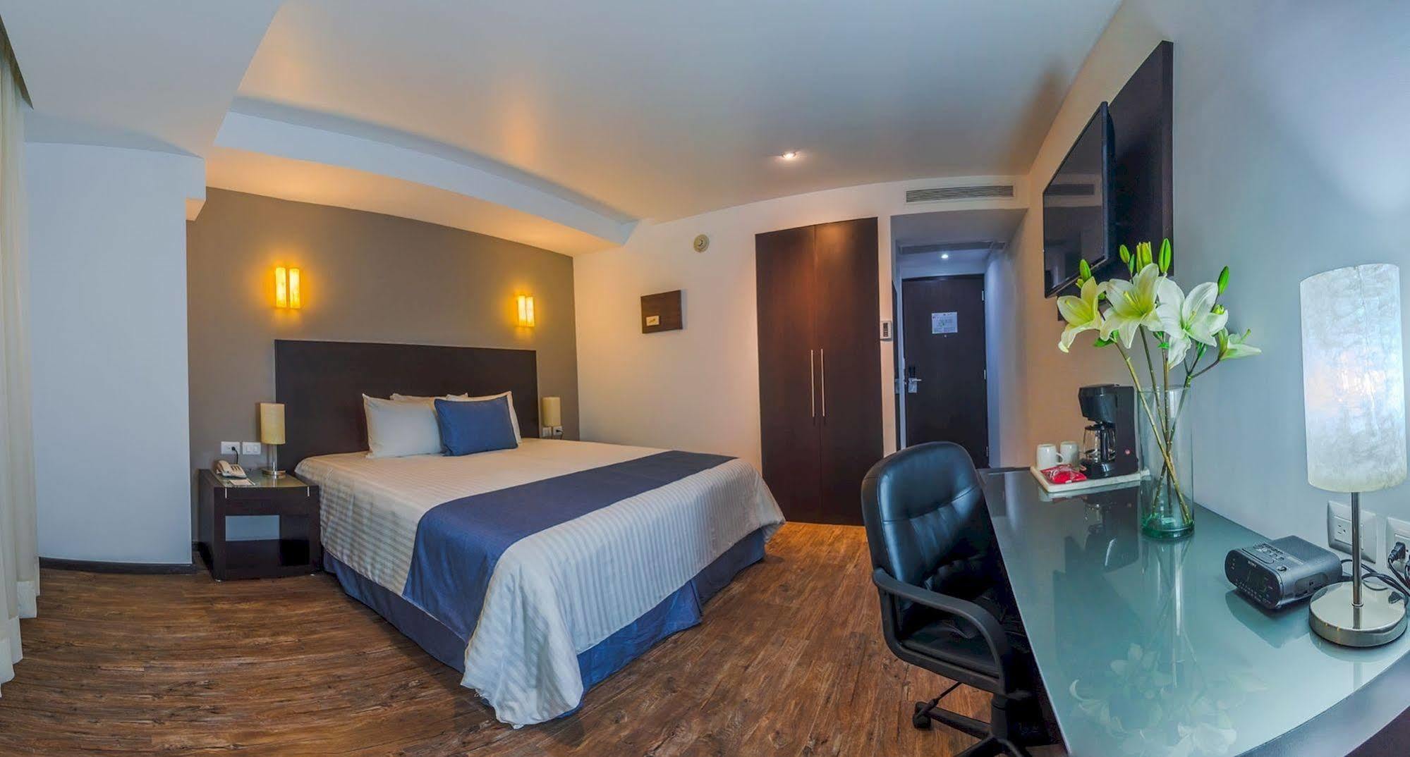 Hotel Zenith Tehuacán Exteriör bild